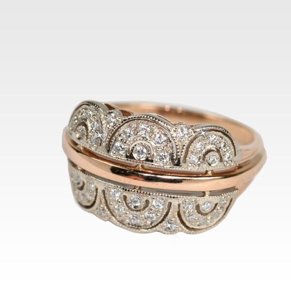 Кольцо из золота с бриллиантами Арт0101597