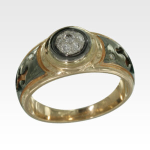 Кольцо из золота с бриллиантами Арт1101353