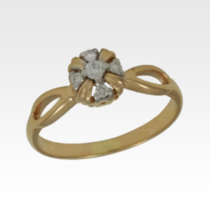 Кольцо из золота с бриллиантами Арт1101367