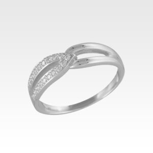 Кольцо из серебра с фианитами Арт3501086